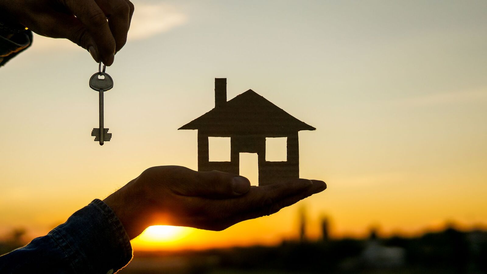 Summer Curb Appeal Tips to Make Your Home Shine